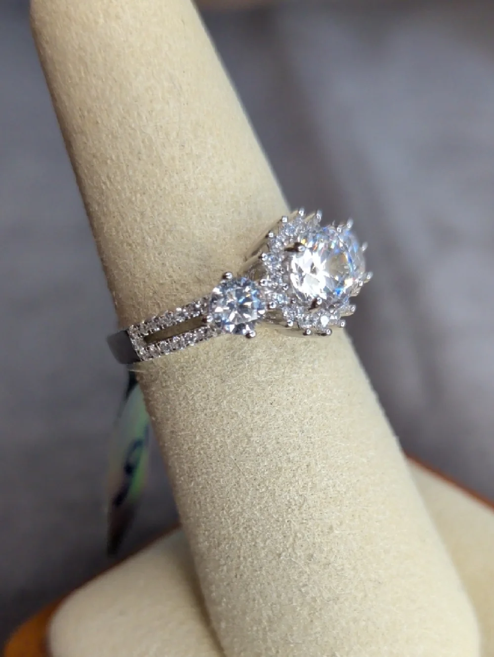 CZ + 925 Silver Halo Engagement Ring Size 6